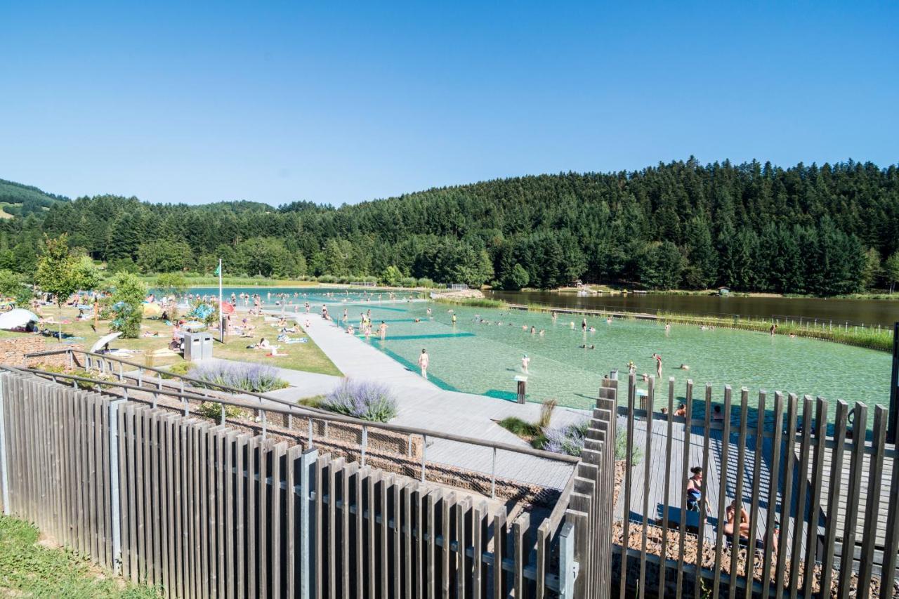 Camping Le Lac Des Sapins Cublize Exterior foto
